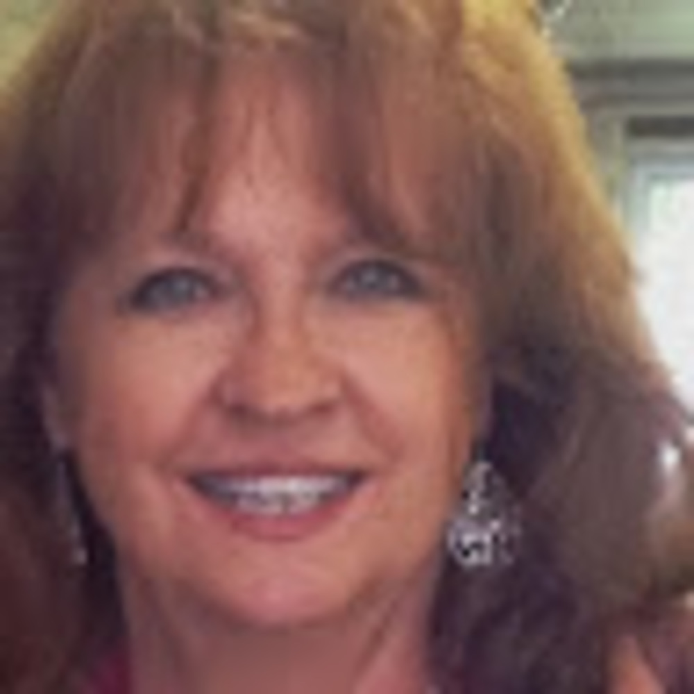 Meet your Posher, Elaine